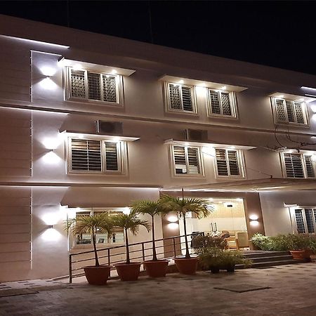 Phoenix Holidays Kochi Eksteriør billede