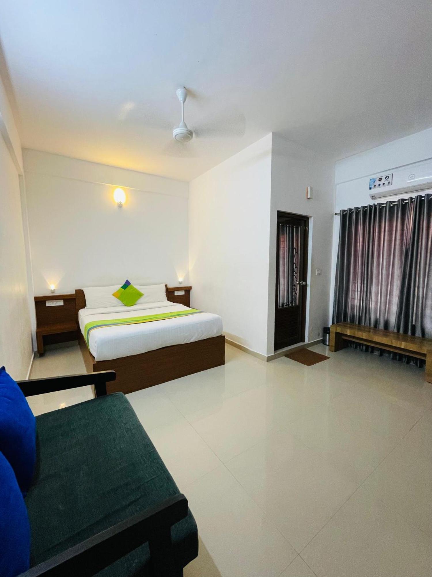 Phoenix Holidays Kochi Eksteriør billede