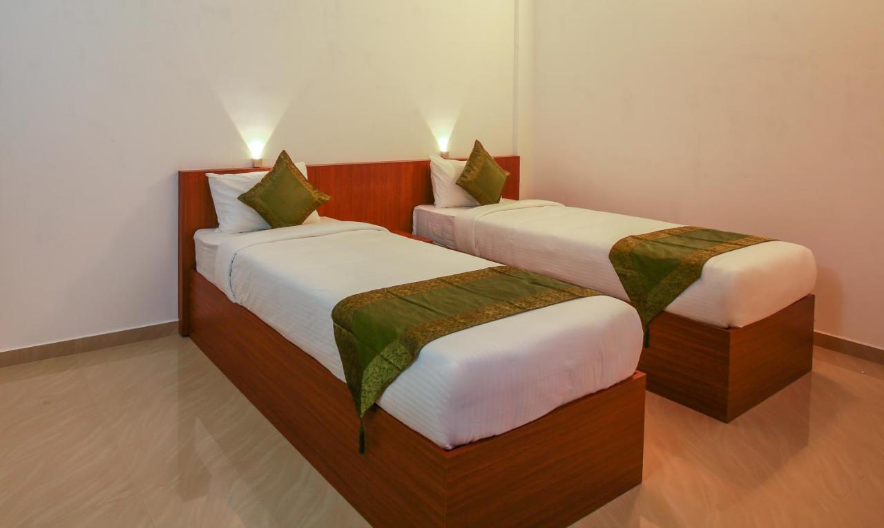 Phoenix Holidays Kochi Eksteriør billede