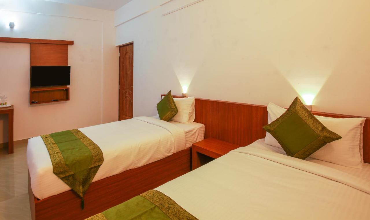 Phoenix Holidays Kochi Eksteriør billede