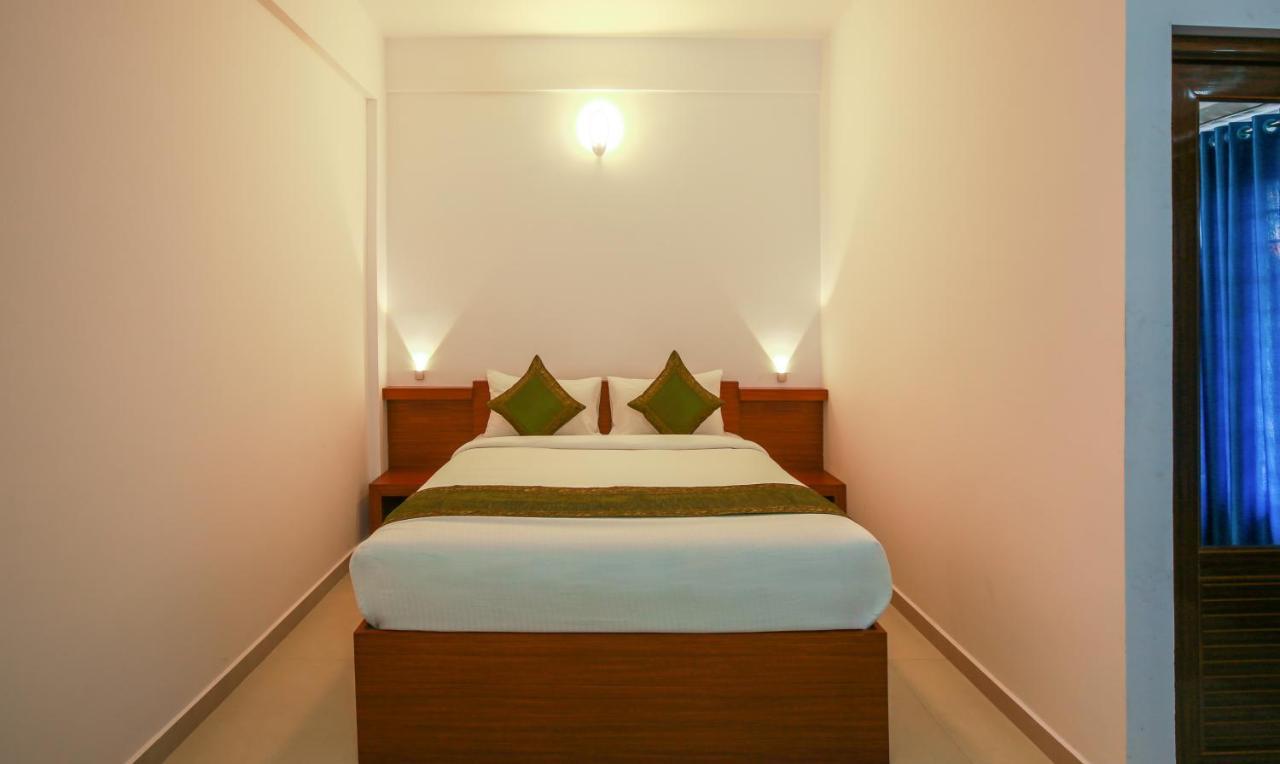 Phoenix Holidays Kochi Eksteriør billede